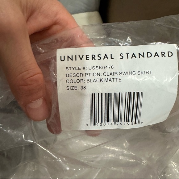 Universal standard clair swing skirt black matte - Picture 2 of 2